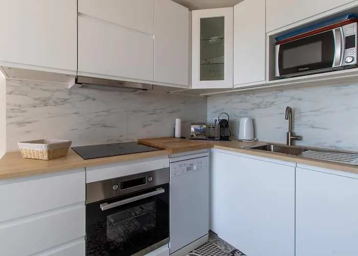 Appartement L'evasion Bleue * Wifi * Bord De * Piscine *